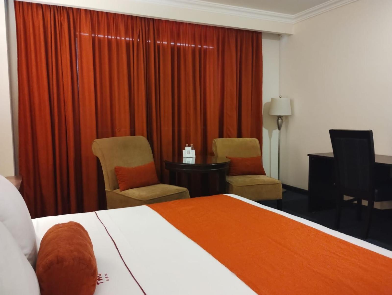 Hotel Two Select 쿨리아칸 외부 사진
